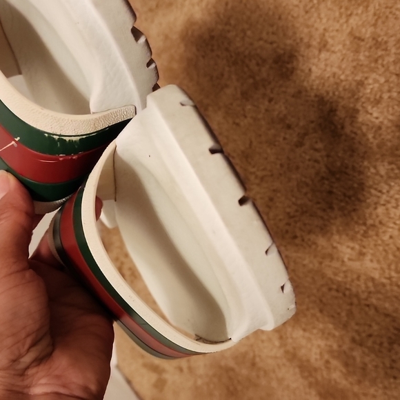 Gucci Men's Slides - Picture 4 of 16